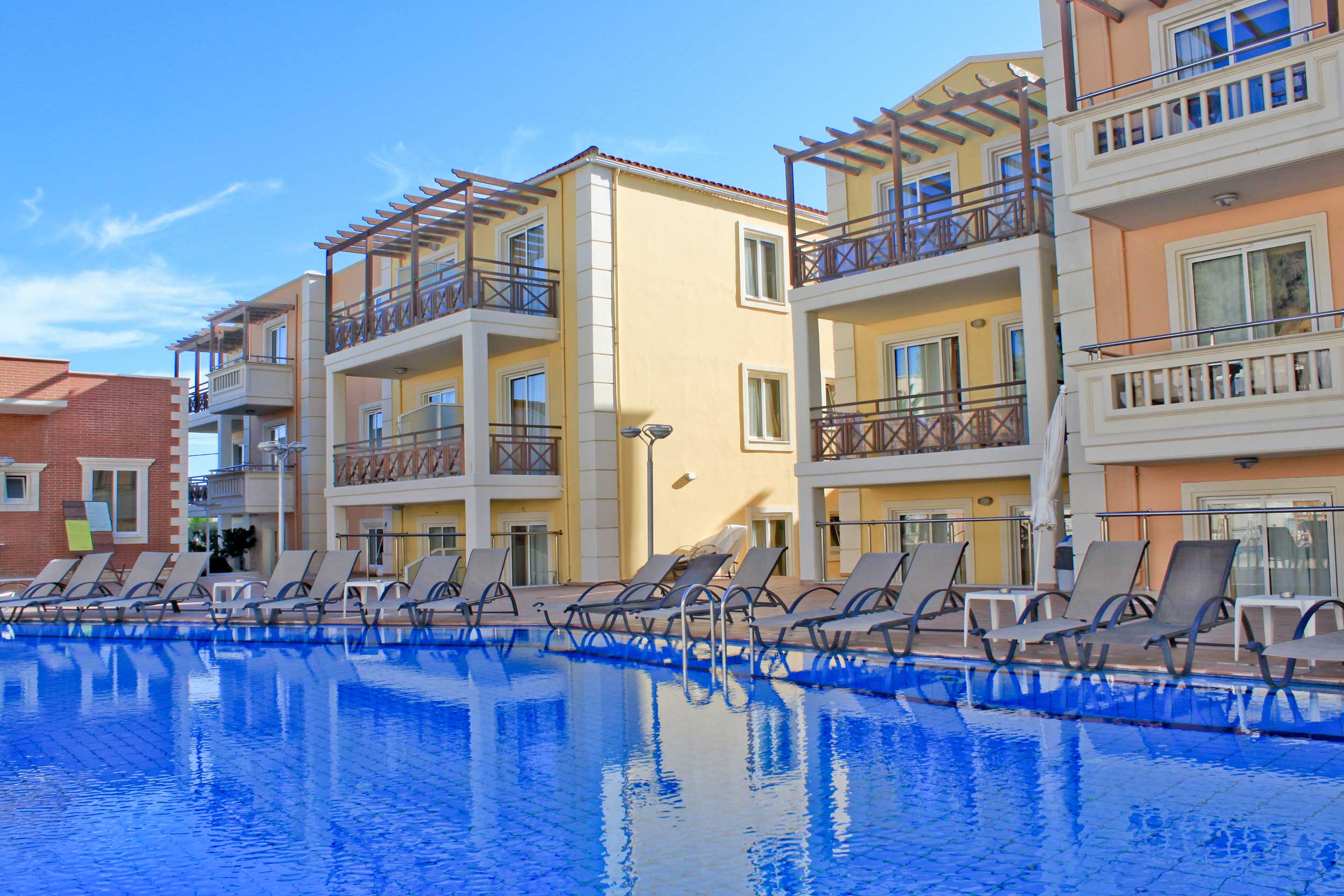 Porto Kalamaki Hotel