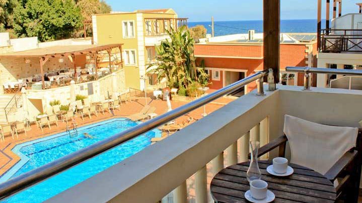 Porto Kalamaki Hotel